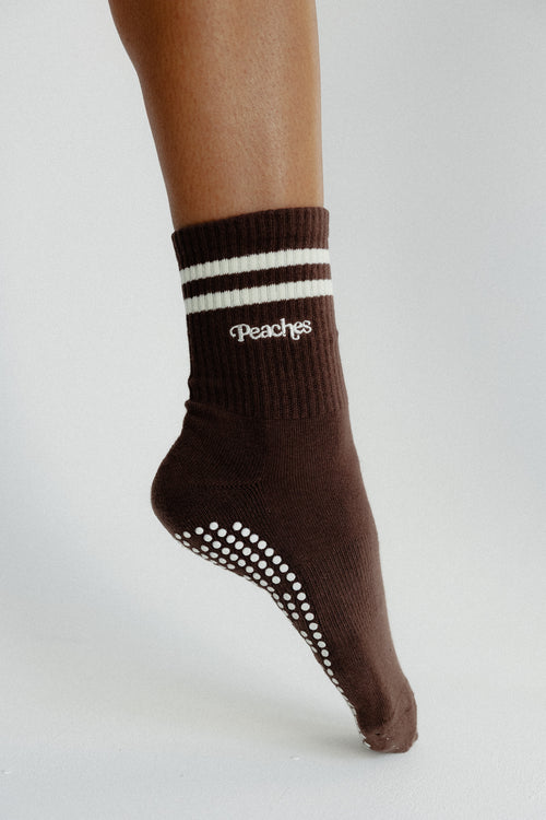 Peaches Grip Socks - Chocolate & Lychee