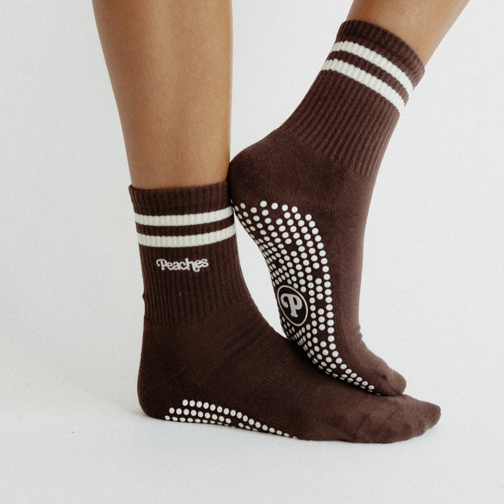Peaches Grip Socks - Chocolate & Lychee